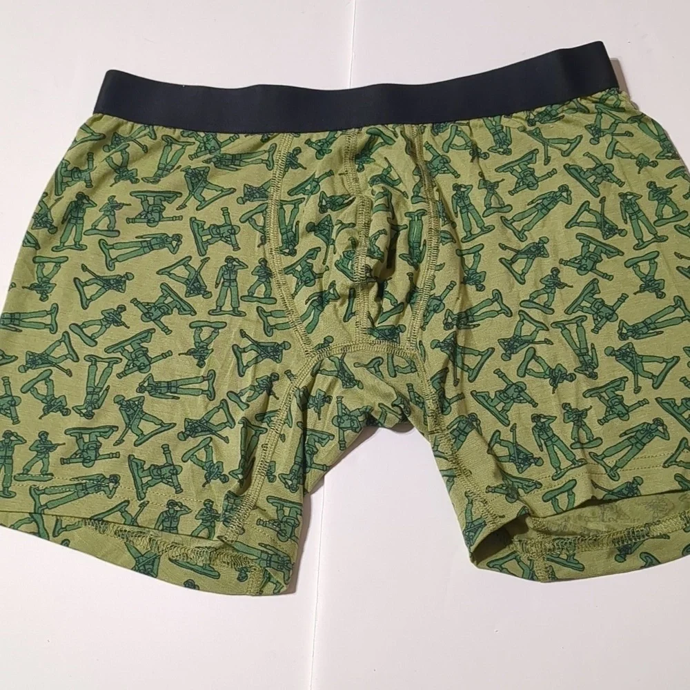 MeUndies NEW  2 pairs of Boxers Brief  Men's size Medium